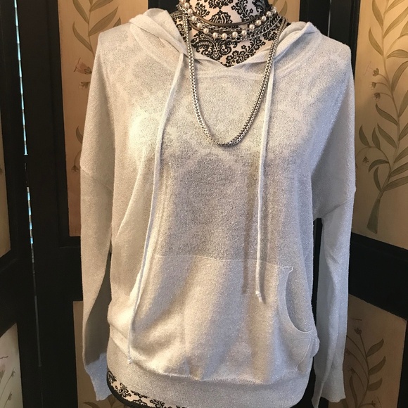 JANA HOODED TOP WITH KANGAROO POCKETS - Picture 1 of 12